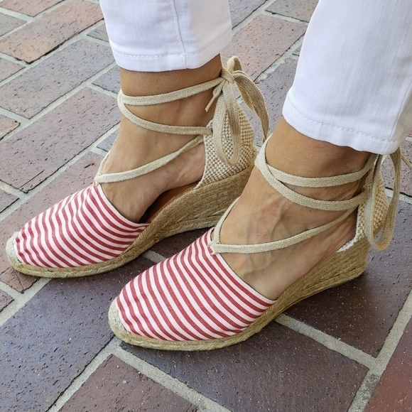 Andre Assous Striped Wedge Lace Up Espadrille Red White Size 10 New - Picture 1 of 13